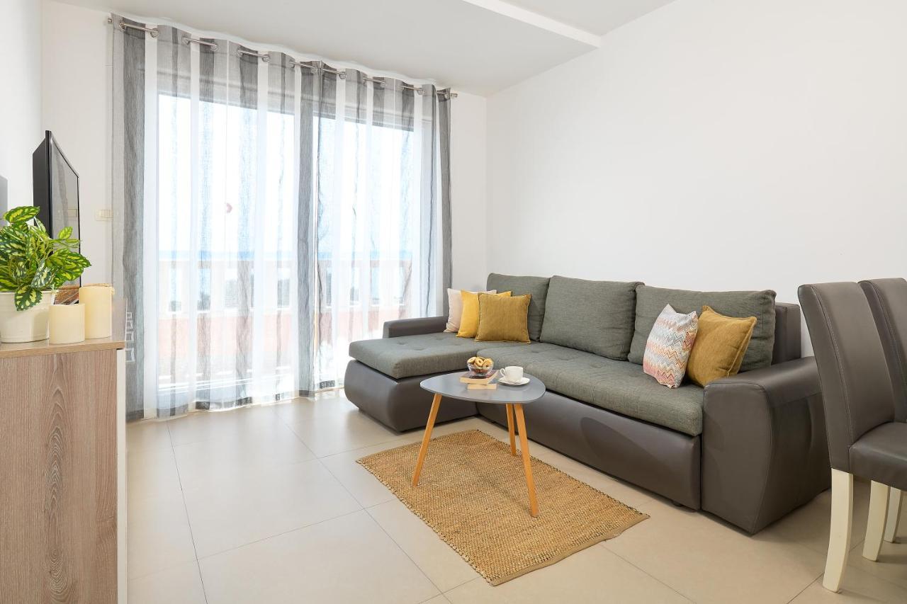 Apartment Ivano Makarska